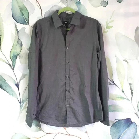 H&M | Easy Iron Lightweight Button-up in Gray sz M - Picture 1 of 6